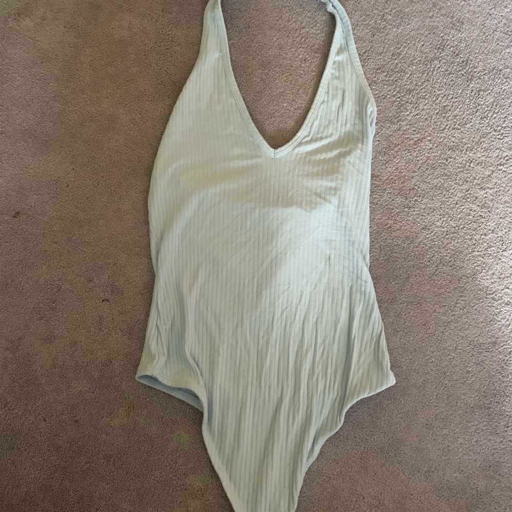 ✨4/$20 XS baby blue bodysuit